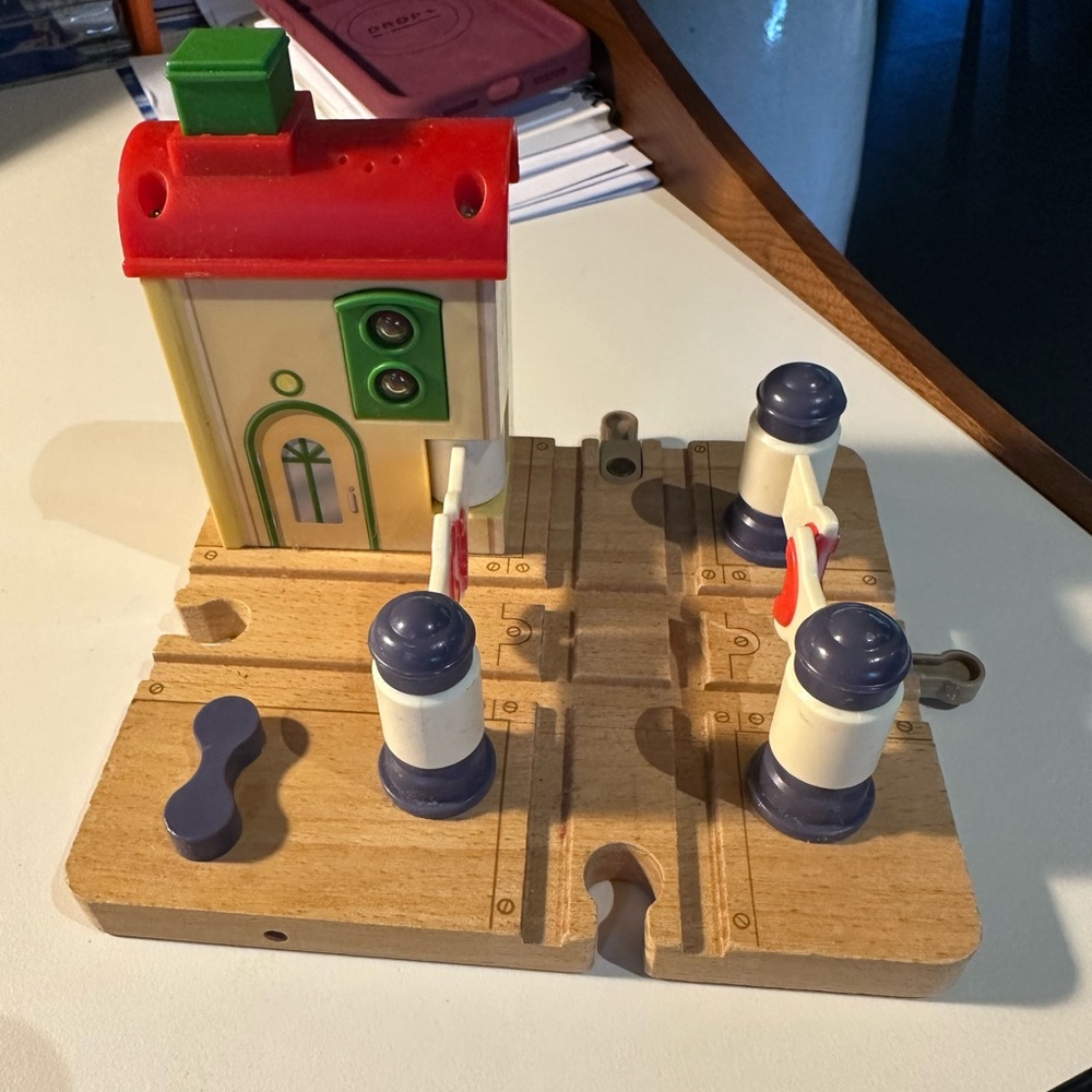 Thomas & Friends Wooden Railway Crossing Set